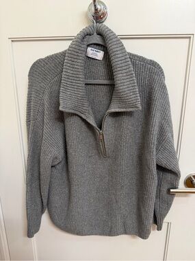 Old Navy Gray Ribbed Half-Zip Collar Sweater